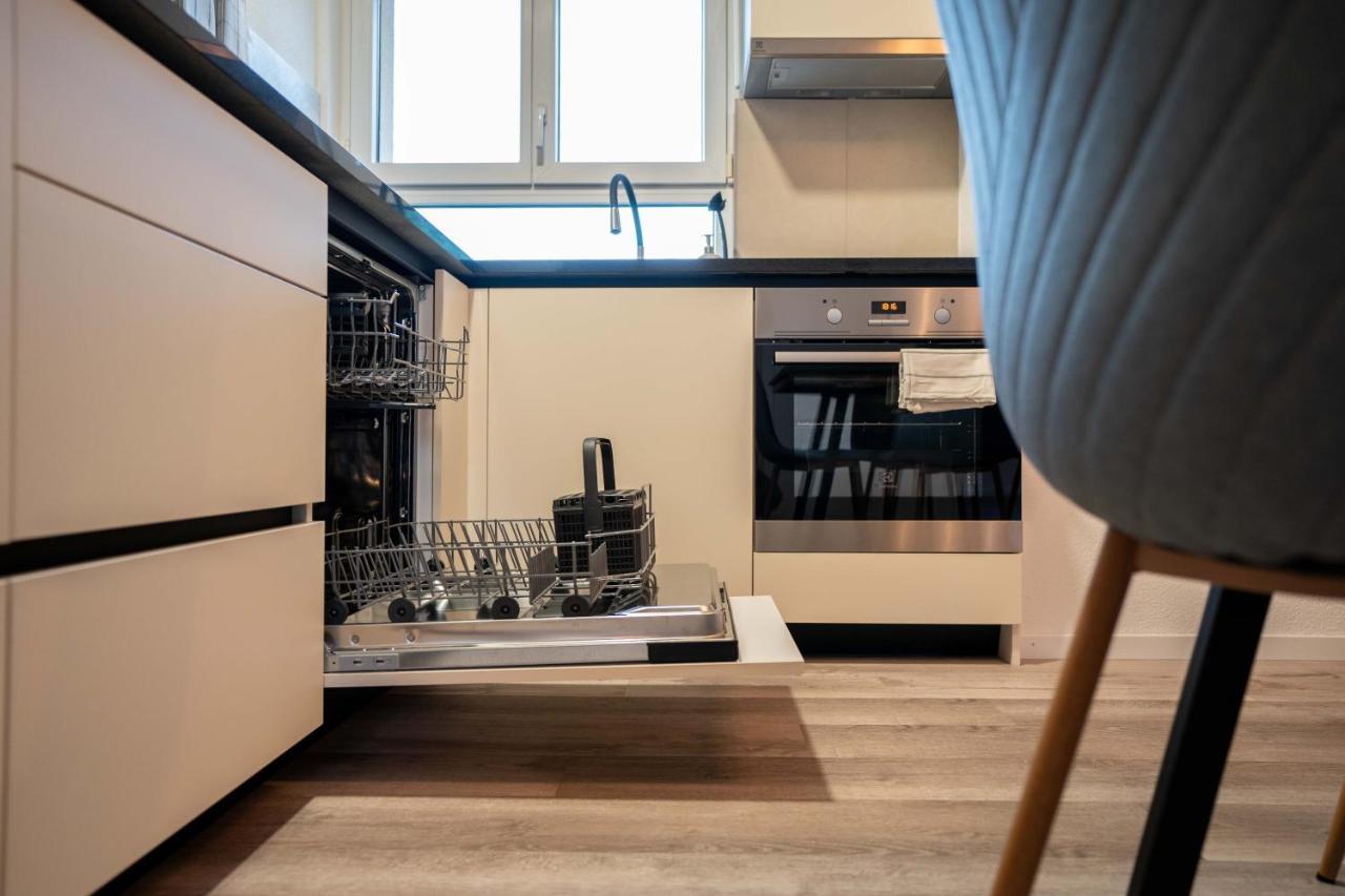 Moderne Wohnung Mit Parkplatz - Top Floor Ostermundigen ภายนอก รูปภาพ